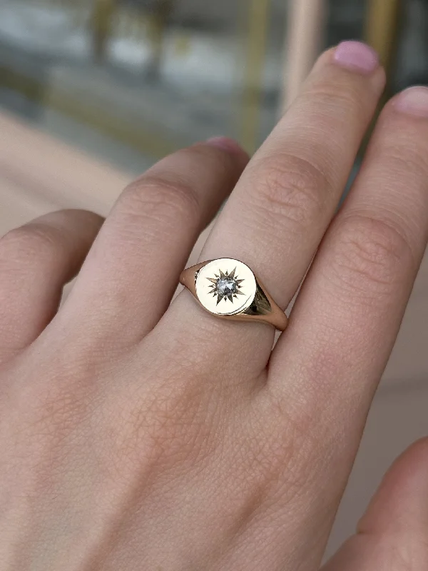 vintage gold rings with diamonds-Salt & Pepper Diamond Starburst Signet